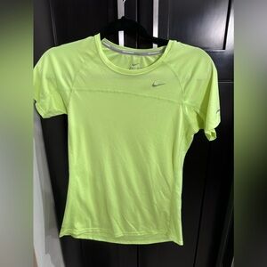 Nike running top
